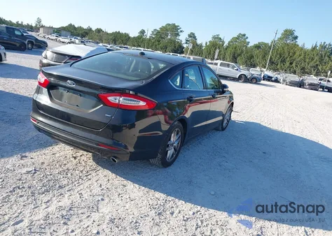 2014 Ford Fusion Se z USA, uszkodzony, nr VIN 1FA6P0H78E5368241